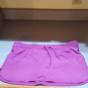 Lands' End swim skirt w/ attached panty